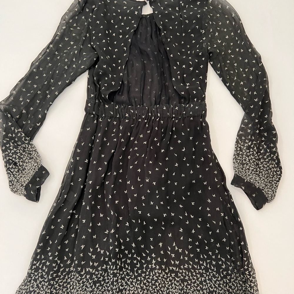 Shakuhachi size 8 backless mini dress with long sleeves